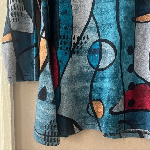 🏷️🎉🆕 nwt! • multicolor abstract geometric front button pocket tunic - Picture 12 of 17